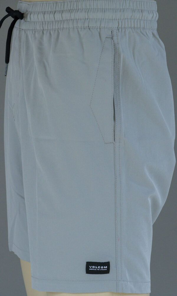 Short - Imagen 3