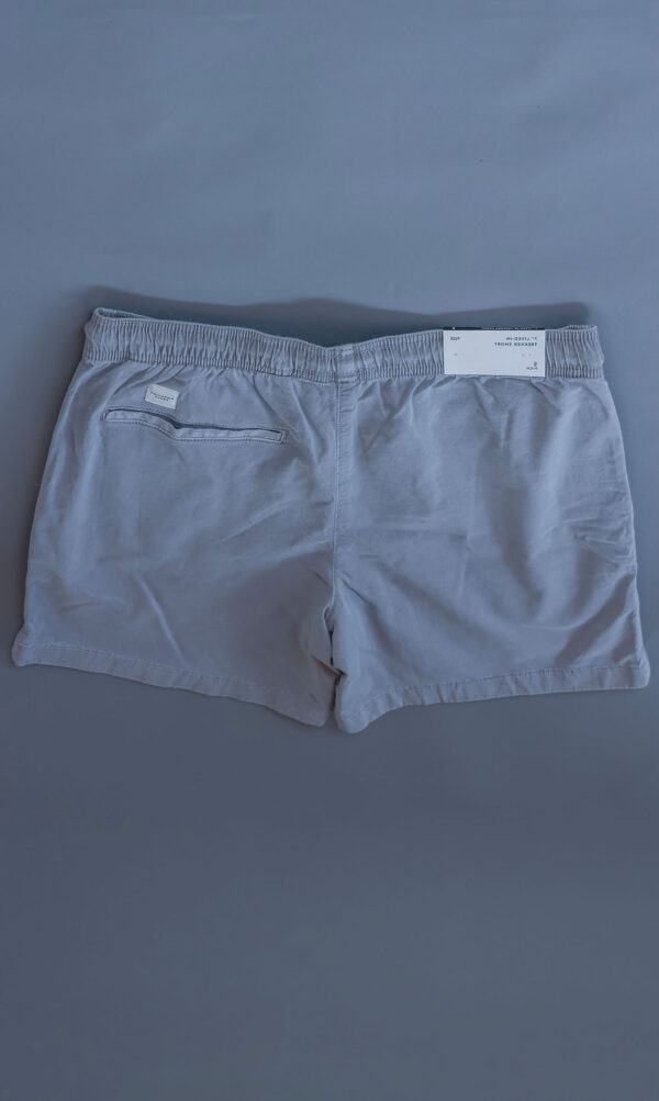 Short - Imagen 4