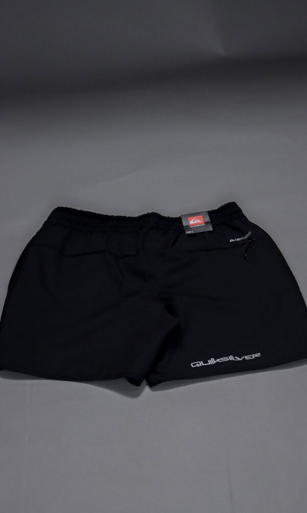 Short - Imagen 4