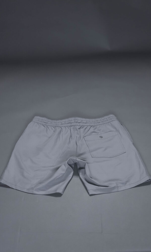 Short - Imagen 4