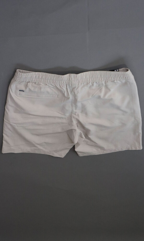 Short - Imagen 4